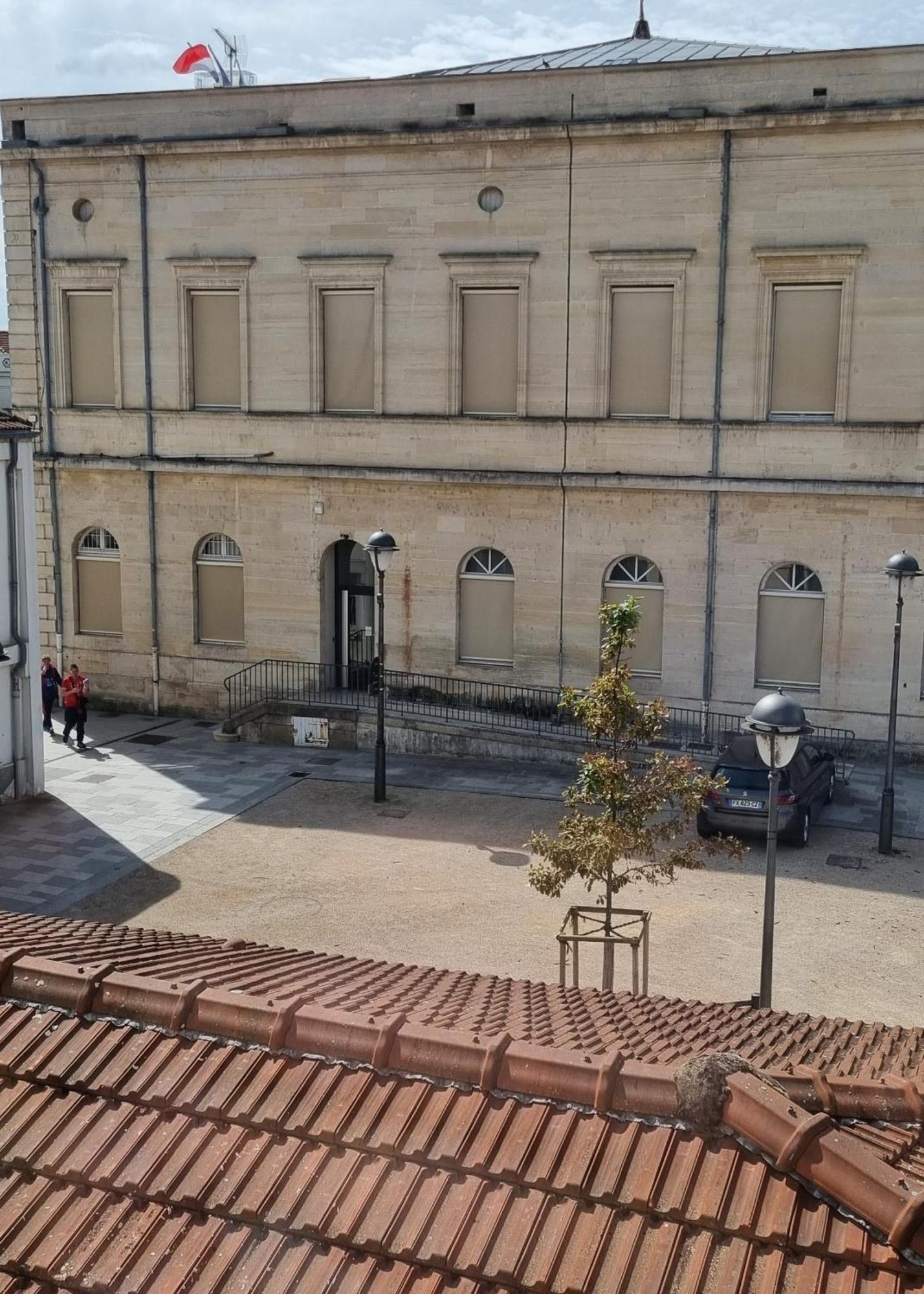 Victoire Saphir 203 Climatise Hotel De Ville Saint-Dizier Exteriör bild